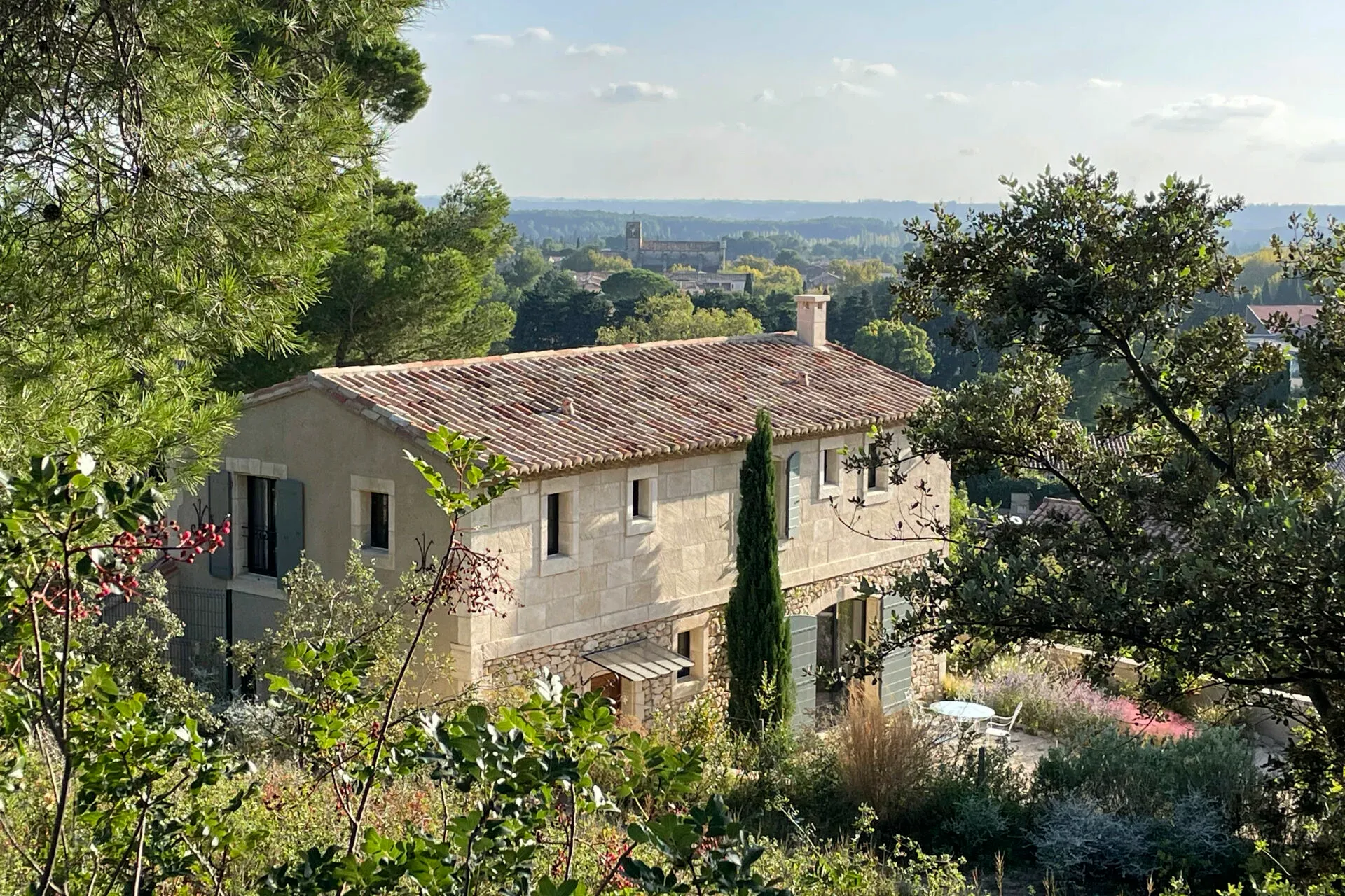 Vue du Mas Angelou de la Colline et le Village